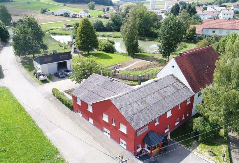 הוסטל Zur Dorfmühle