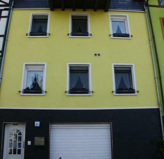 ベッドアンドブレックファースト Gästezimmer Hoffmann