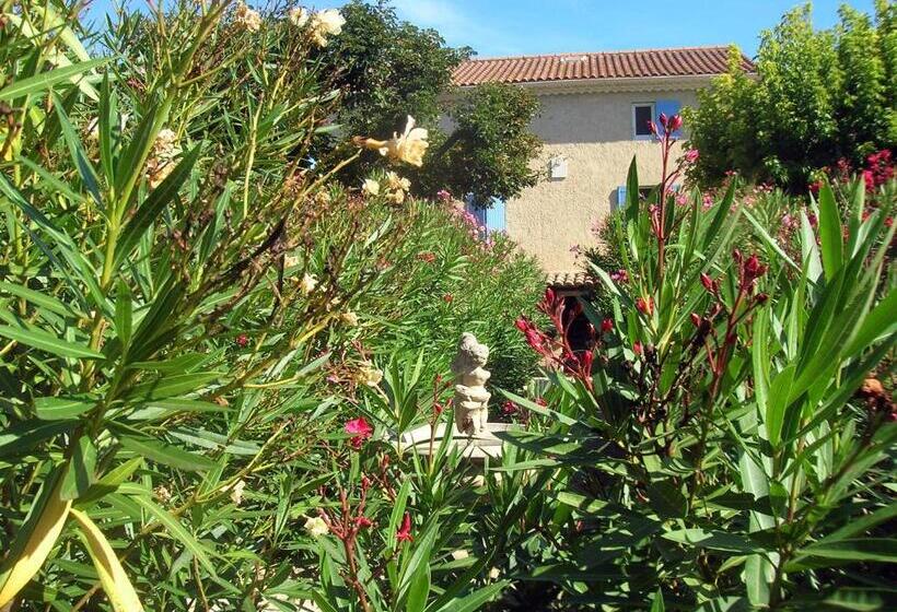 تختخواب و صبحانه L Eté Indien