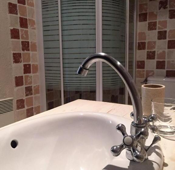 تختخواب و صبحانه L Eté Indien