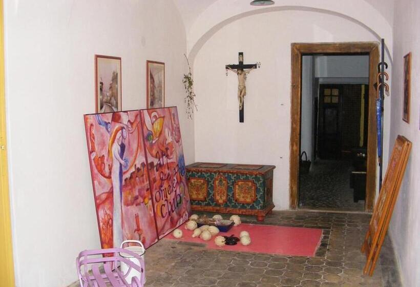 住宿加早餐  Rychta