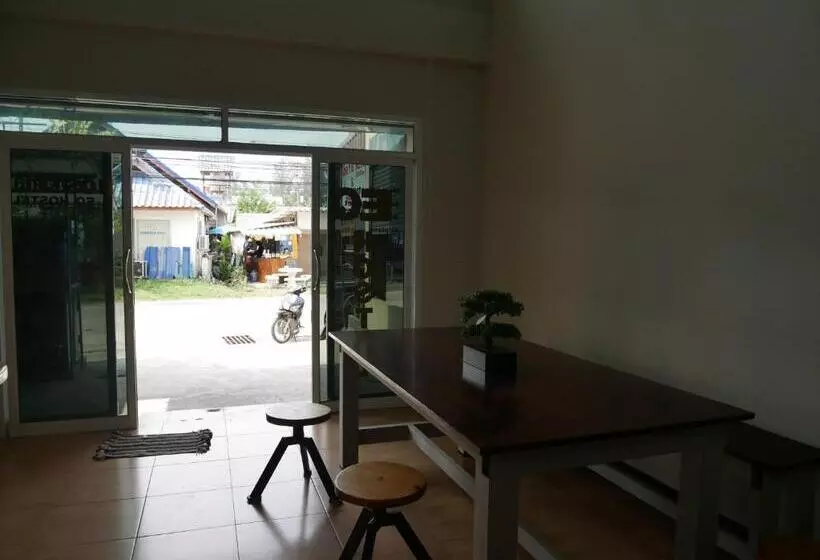 Eq Hostel