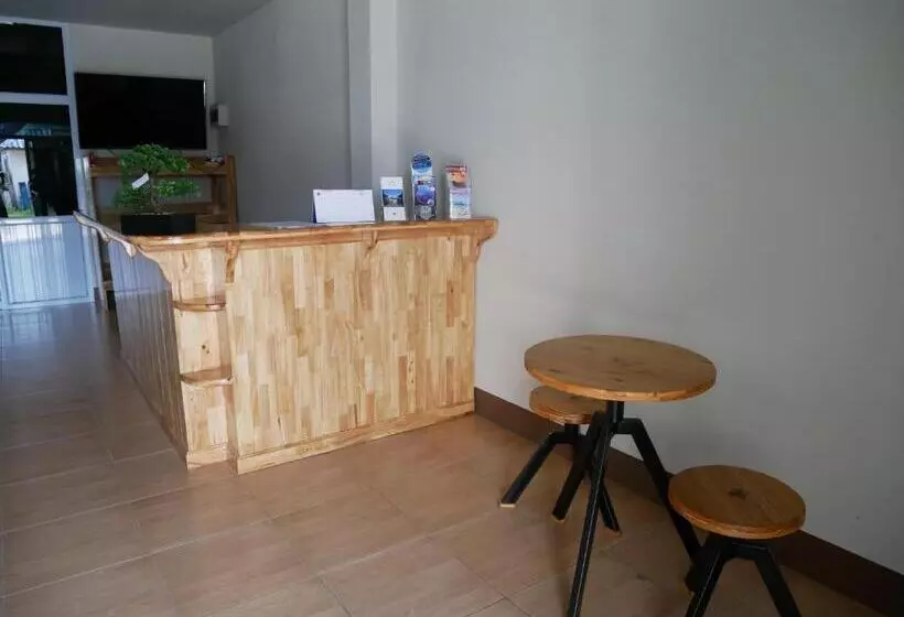 Eq Hostel