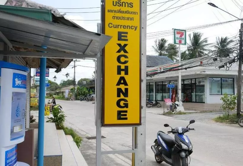Eq Hostel