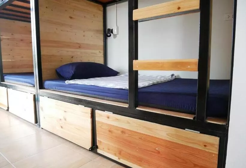 Eq Hostel