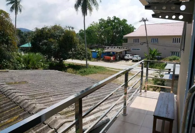 Eq Hostel