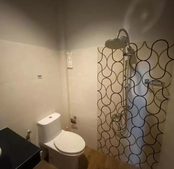 Eq Hostel