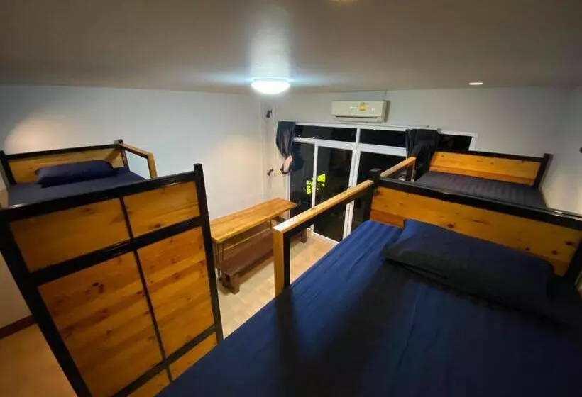 Eq Hostel