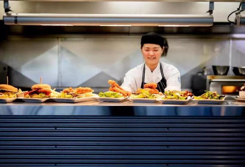 Mt Cook Lodge And Motels