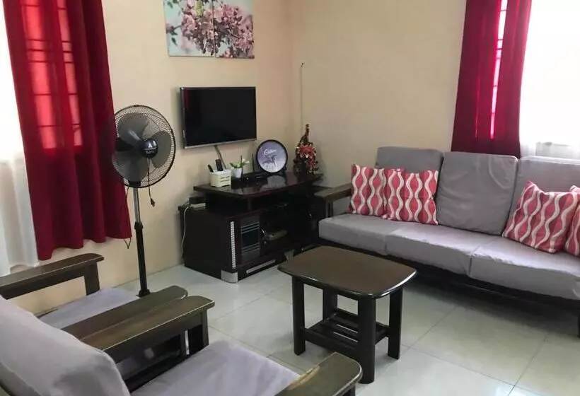 Majatalo Lemon Transient House