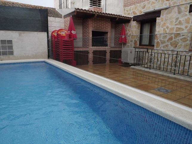 بنسيون Los Herrero