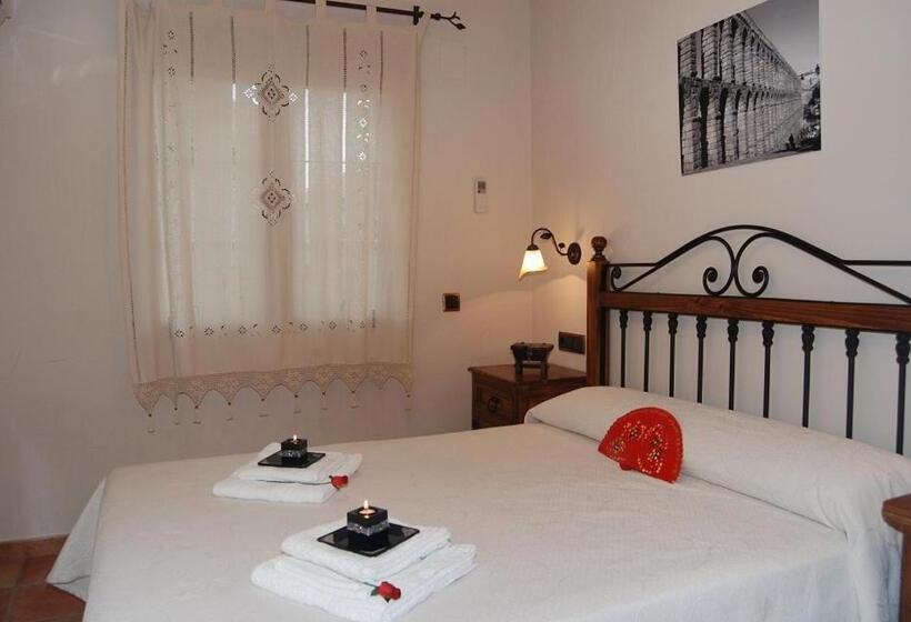 بنسيون Los Herrero