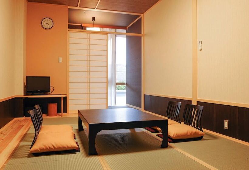 ריוקאן Ooedo Onsen Monogatari Urayasu Mangekyo