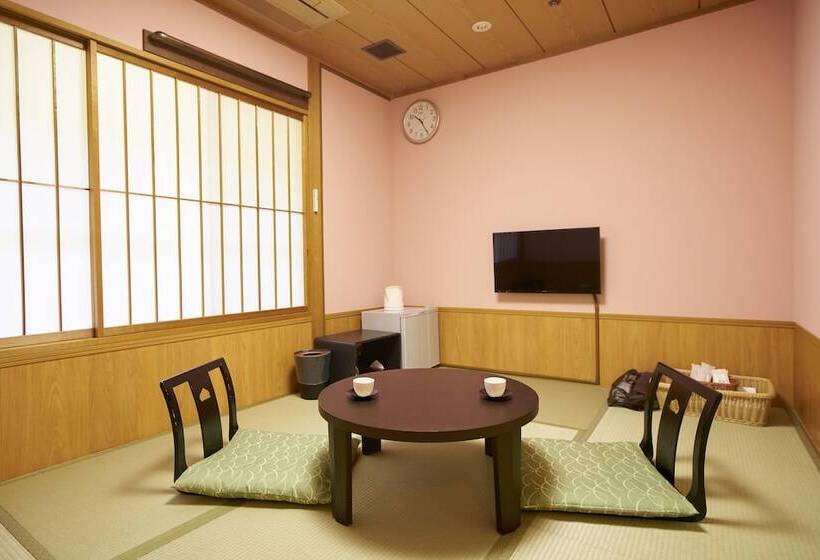 ריוקאן Ooedo Onsen Monogatari Urayasu Mangekyo