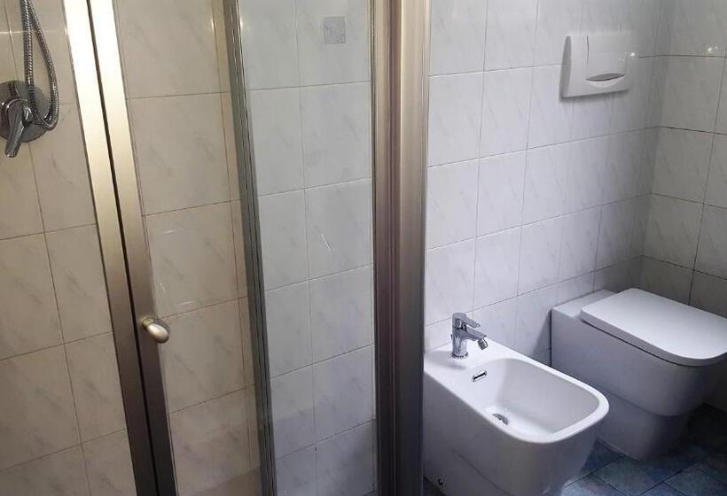 민박 Iggh Il Glicine Guest House