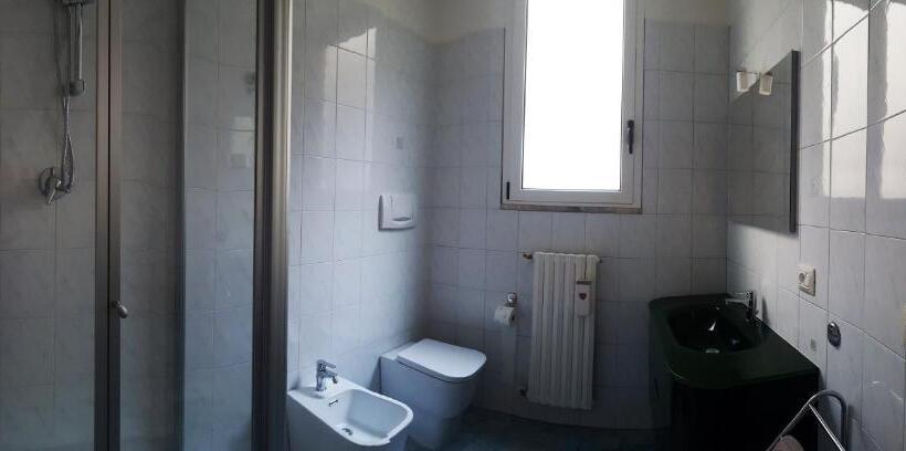 민박 Iggh Il Glicine Guest House