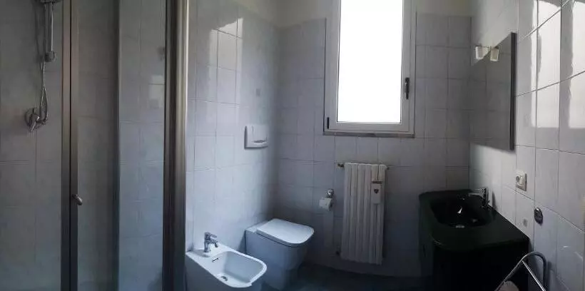 تختخواب و صبحانه Iggh Il Glicine Guest House