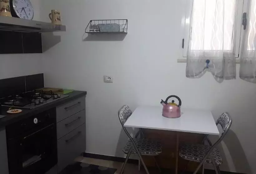 تختخواب و صبحانه Iggh Il Glicine Guest House