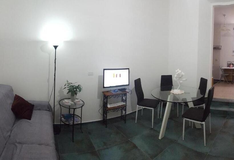 민박 Iggh Il Glicine Guest House