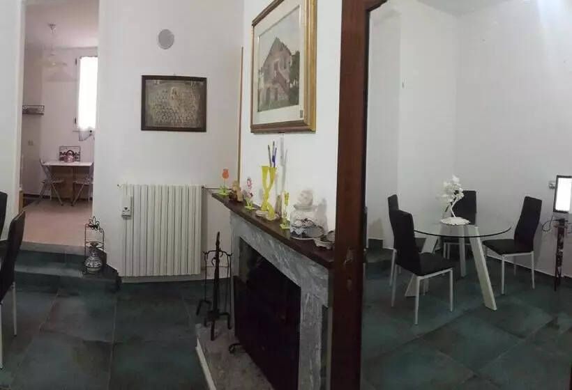 تختخواب و صبحانه Iggh Il Glicine Guest House