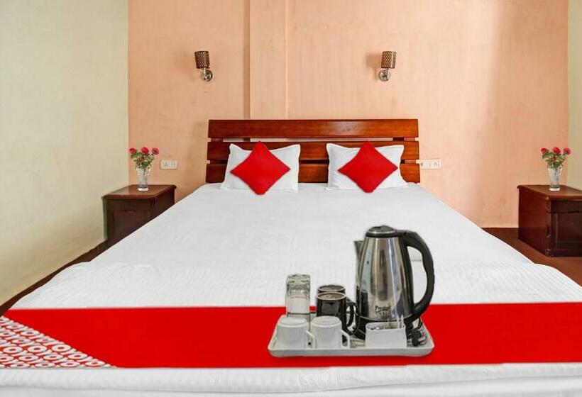 Collection O 90858 Hotel Green Sky