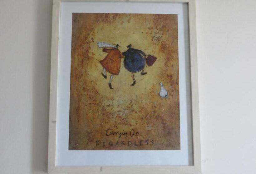 هتل Avondale Guest House