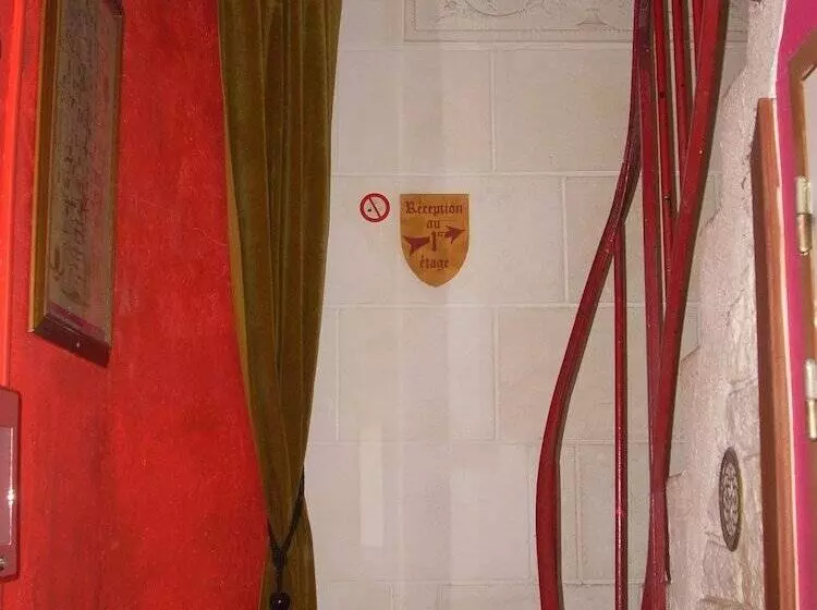 Hotelli Du Château