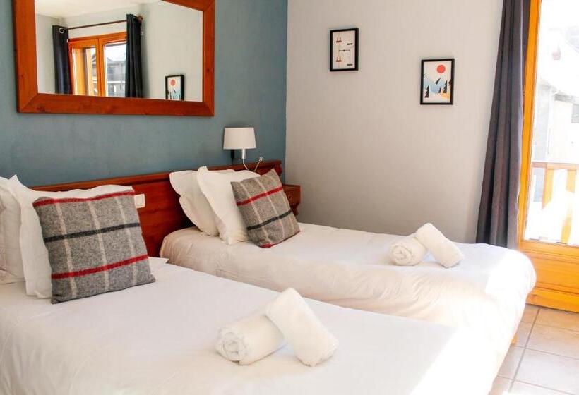 ホテル Hôtel Mont Thabor Serre Chevalier