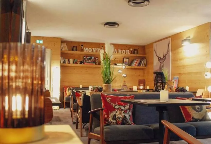 هتل Hôtel Mont Thabor Serre Chevalier