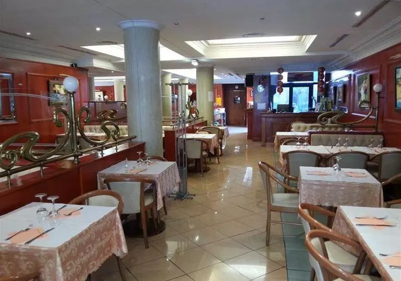 ホテル Hôtel Résidence Les Vénitiennes