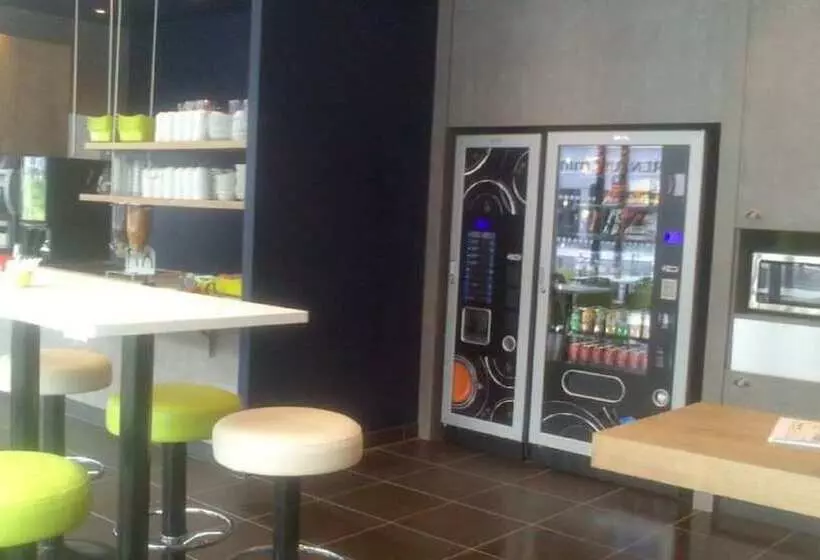 ホテル Ibis Budget Gare De Poitiers