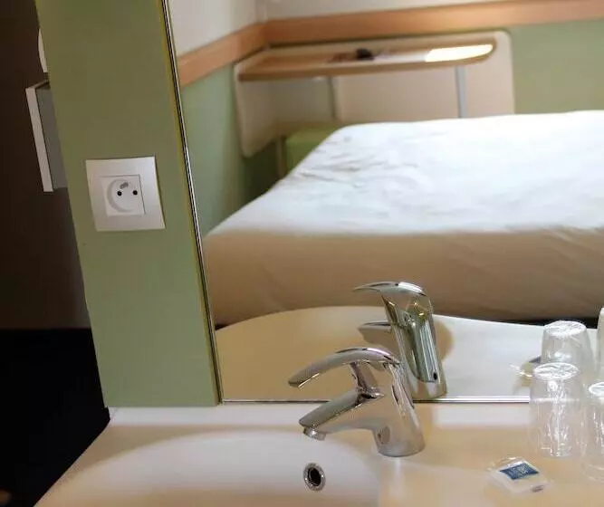 ホテル Ibis Budget Gare De Poitiers
