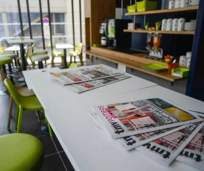 ホテル Ibis Budget Gare De Poitiers