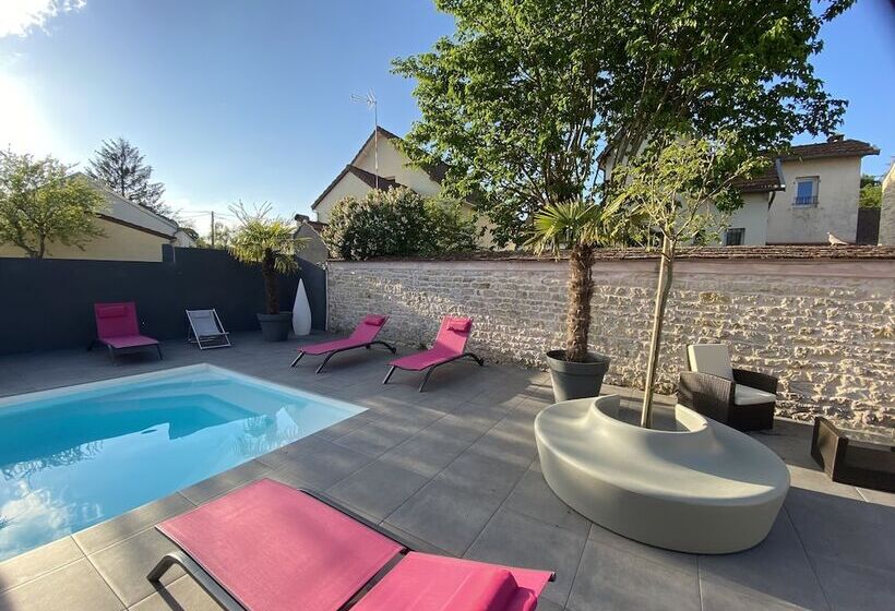 فندق Logis L Hôtel D Arc