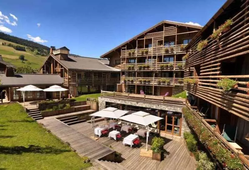 ホテル M De Megève