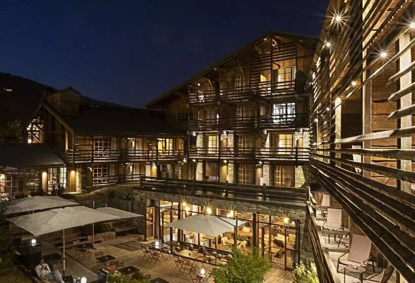 ホテル M De Megève