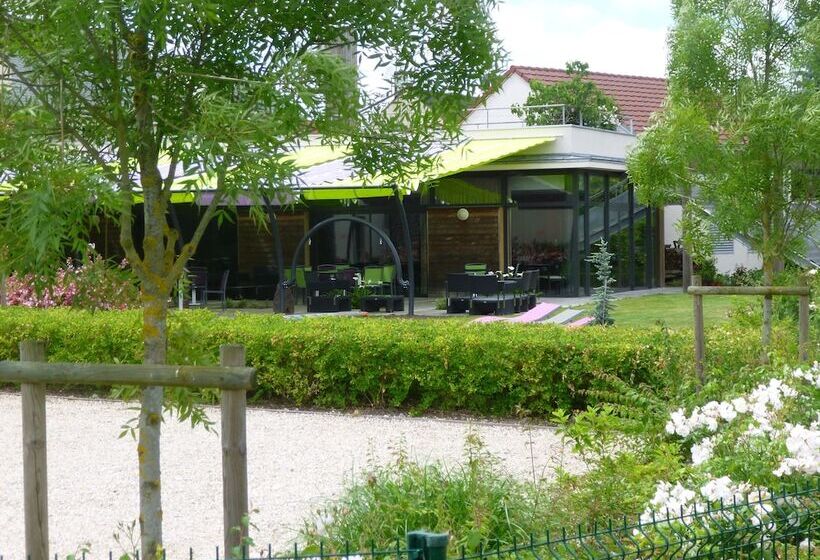 فندق Logis Hôtel Terre De Loire