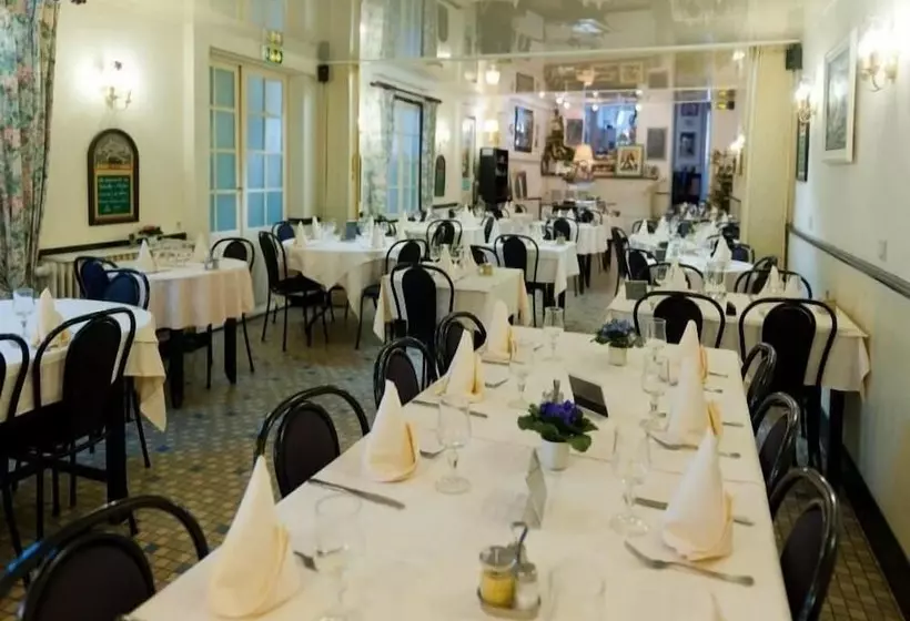 ホテル Hôtel L Escale