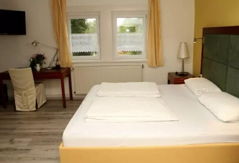 ホテル Pension Zur Lärche
