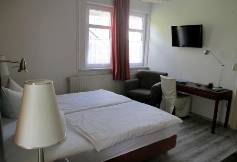 ホテル Pension Zur Lärche