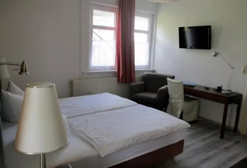 ホテル Pension Zur Lärche