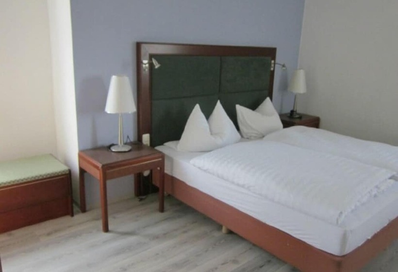 ホテル Pension Zur Lärche