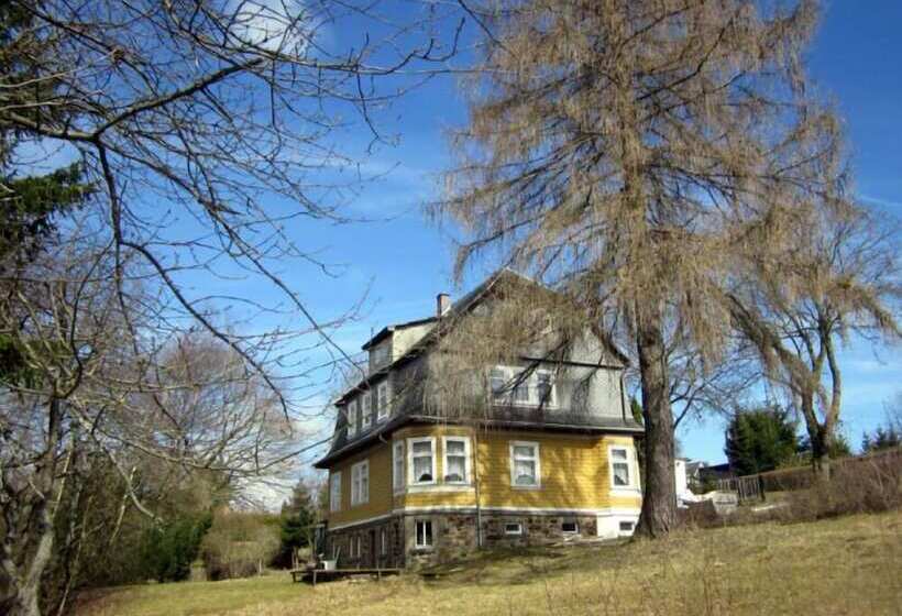 ホテル Pension Zur Lärche