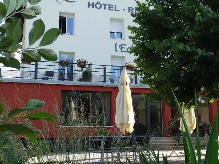 ホテル Restaurant L Echo Du Lac