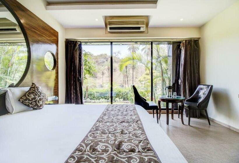 Отель Royale Palace