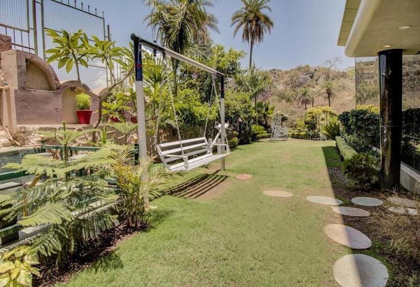 Отель Royale Palace