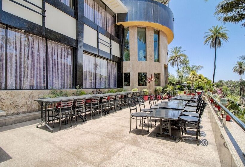 Отель Royale Palace