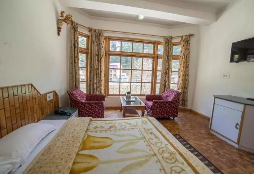 ホテル Satkar Residency   Riverside Old Manali