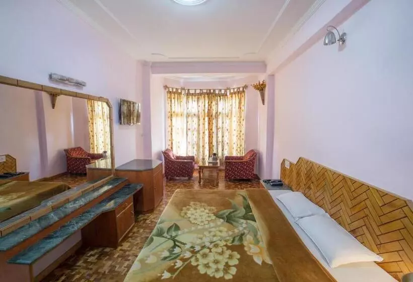 ホテル Satkar Residency   Riverside Old Manali
