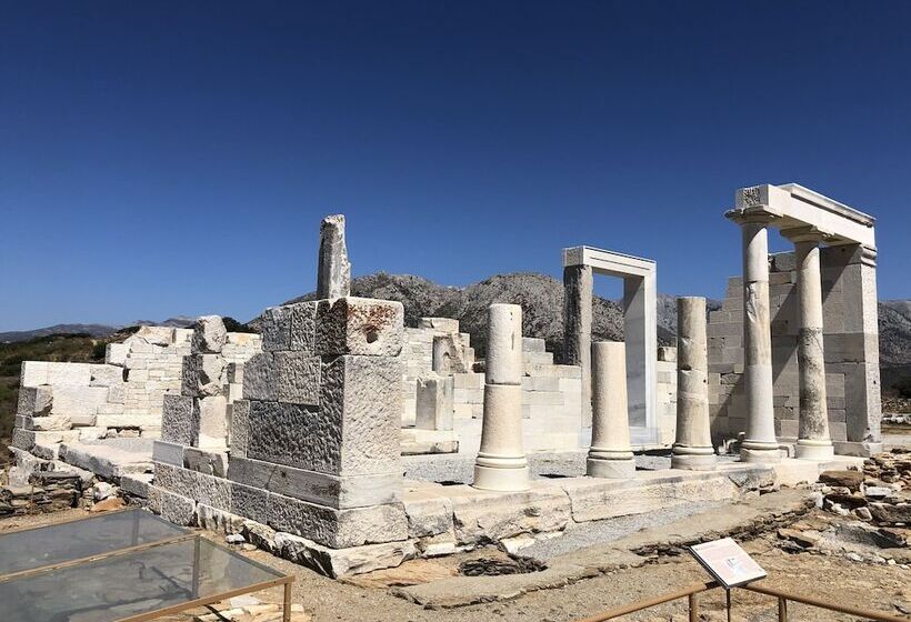 בית מלון כפרי Taki S Guests